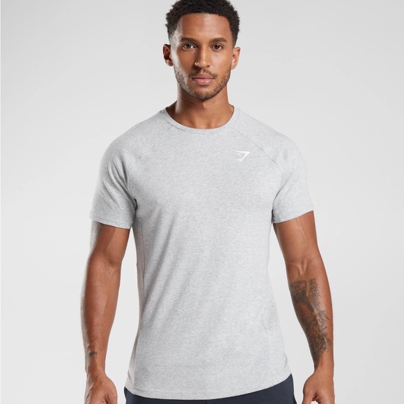 Gymshark t-shirt size medium - Picture 2 of 6